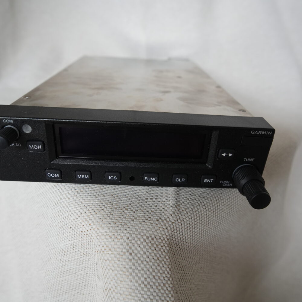 VHF Radio Garmin GTR 225, With Rack & connectors