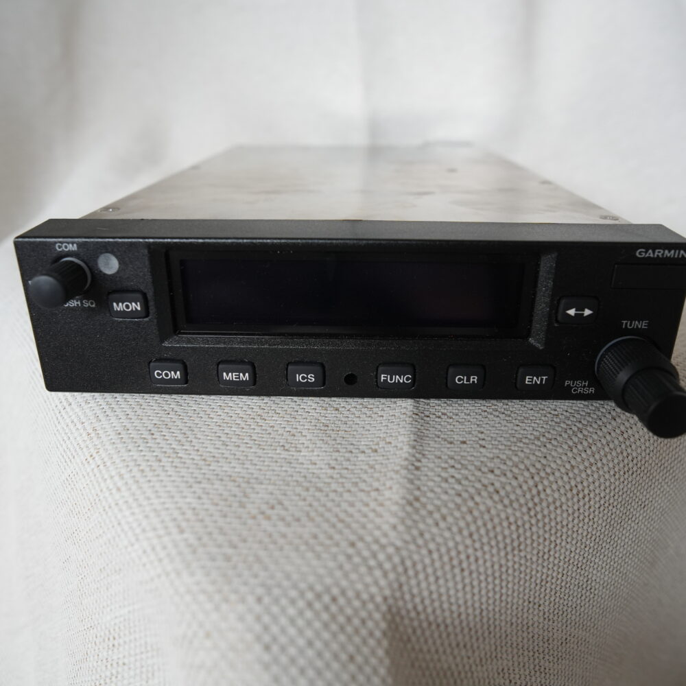 VHF Radio Garmin GTR 225, With Rack & connectors