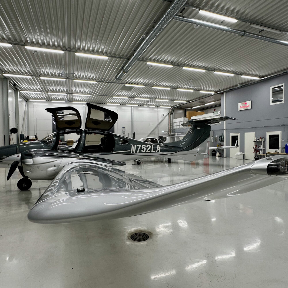 Diamond DA62 62.187 *Price lowered*