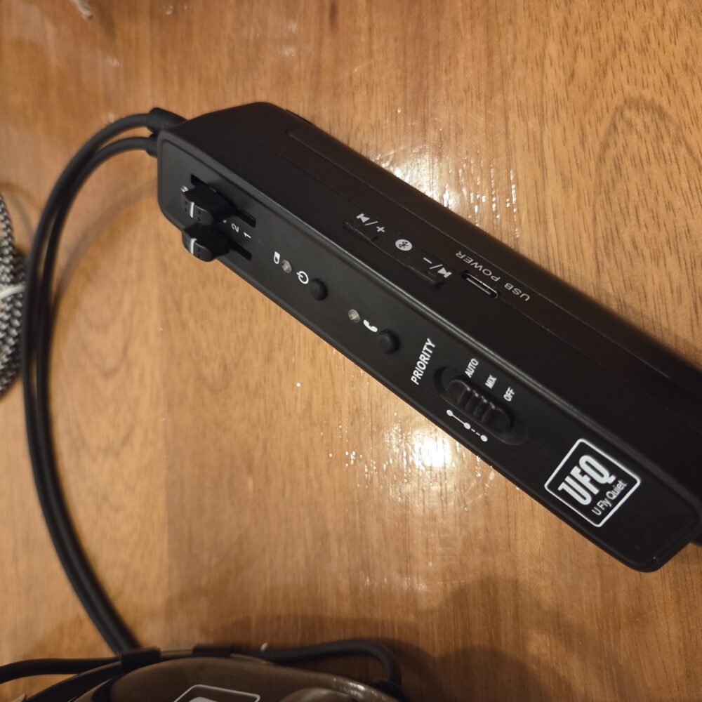 Brand New UFQ BT-A28 Bluetooth ANR Headset