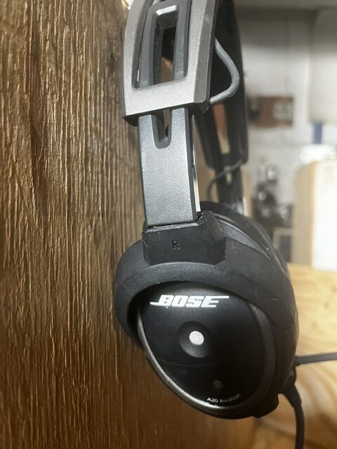 Aviation headset
