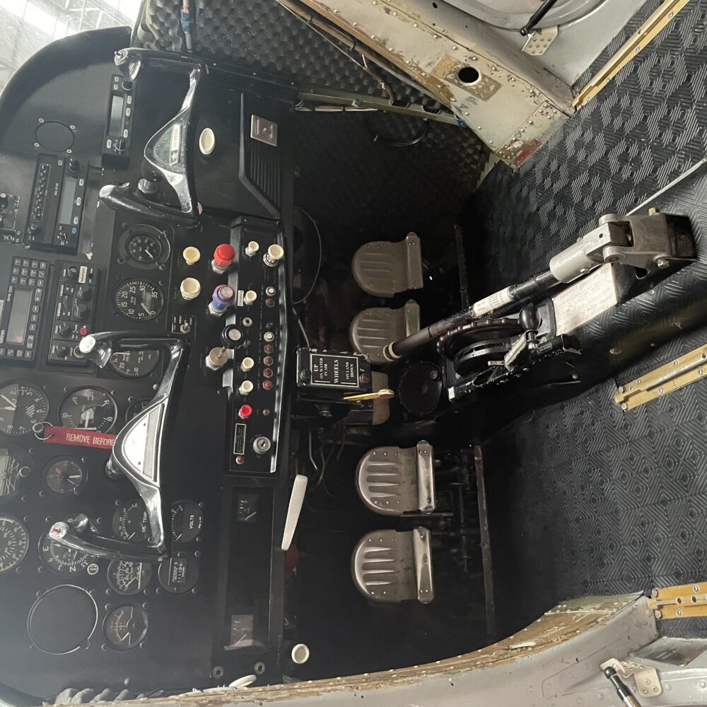 1961 CESSNA A185 SKYWAGON AMPHIBIAN – OO-DUK