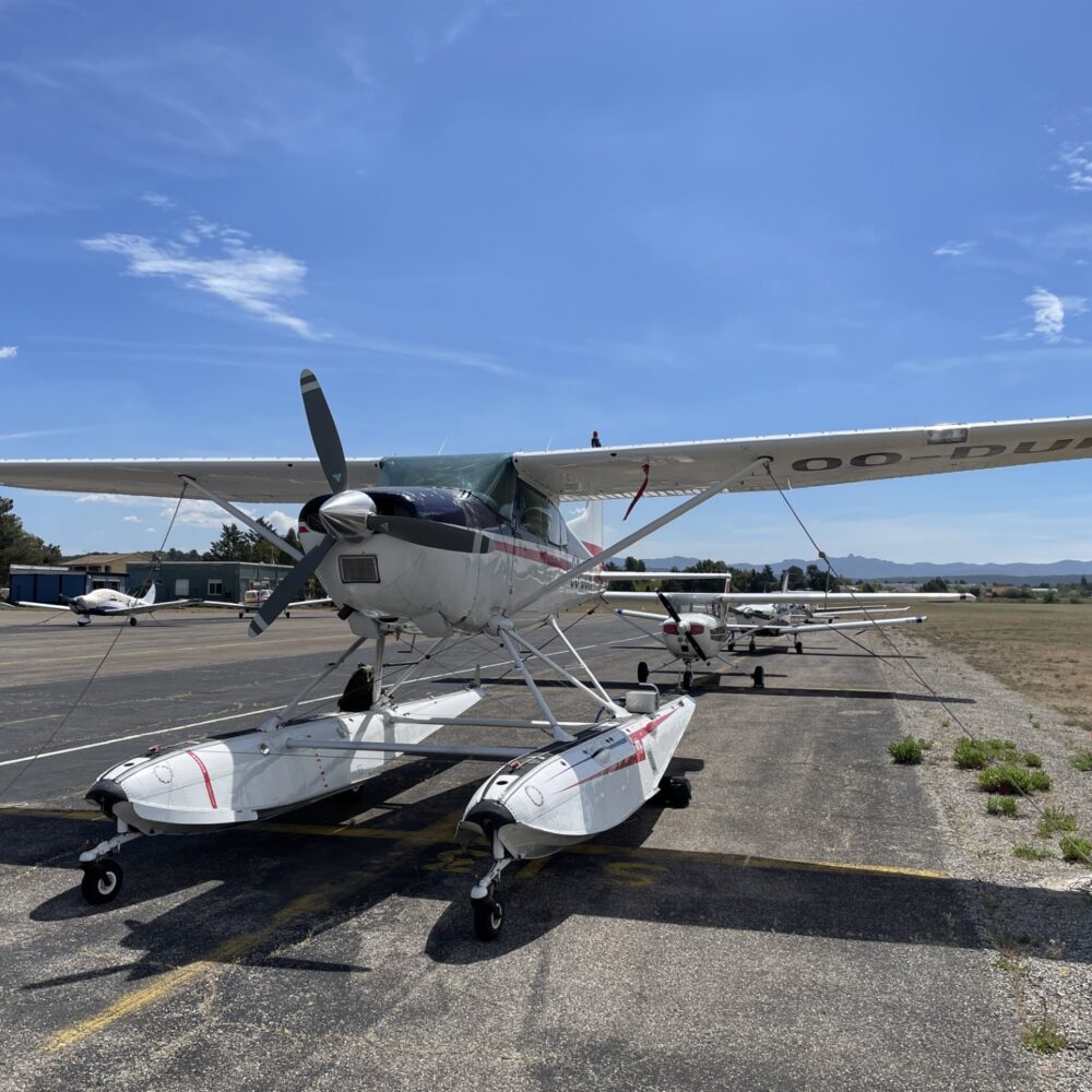 1961 CESSNA A185 SKYWAGON AMPHIBIAN – OO-DUK