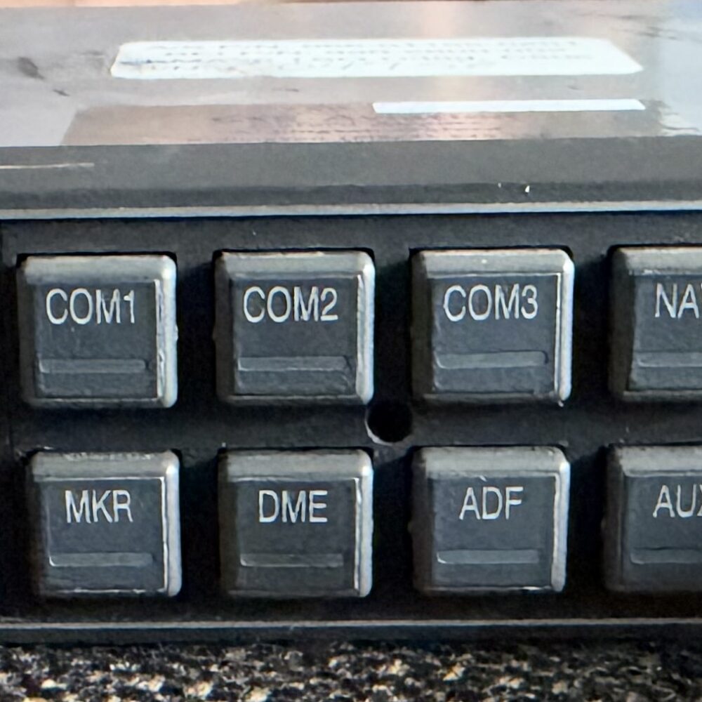 Bendix King KMA 26 audio panel 12/24V